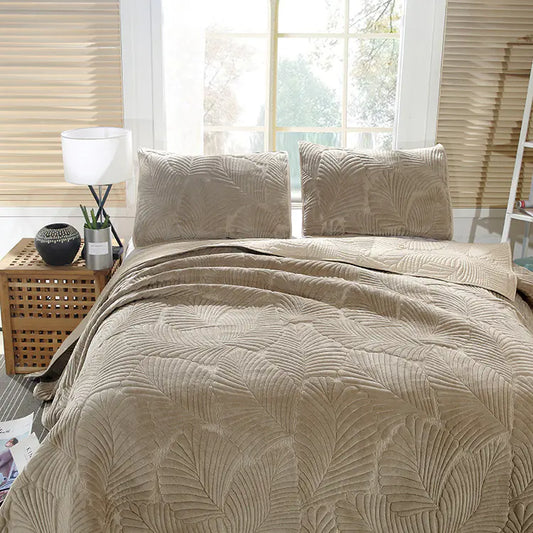 Cotton Milk Velvet Bed Cover Set with Quilted Design.